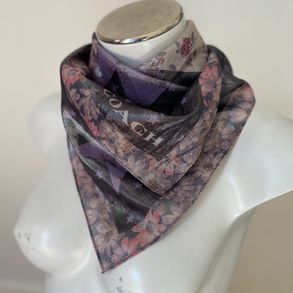 New Coach spun gold scarves - Picture 1 of 5